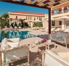 5 bedroom villa with infinity pool and sea views Hvar Town, sleeps 10